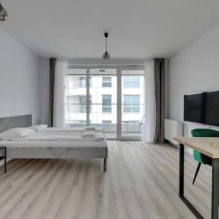 św Piotra W Gdyni By Grand * Gdynia